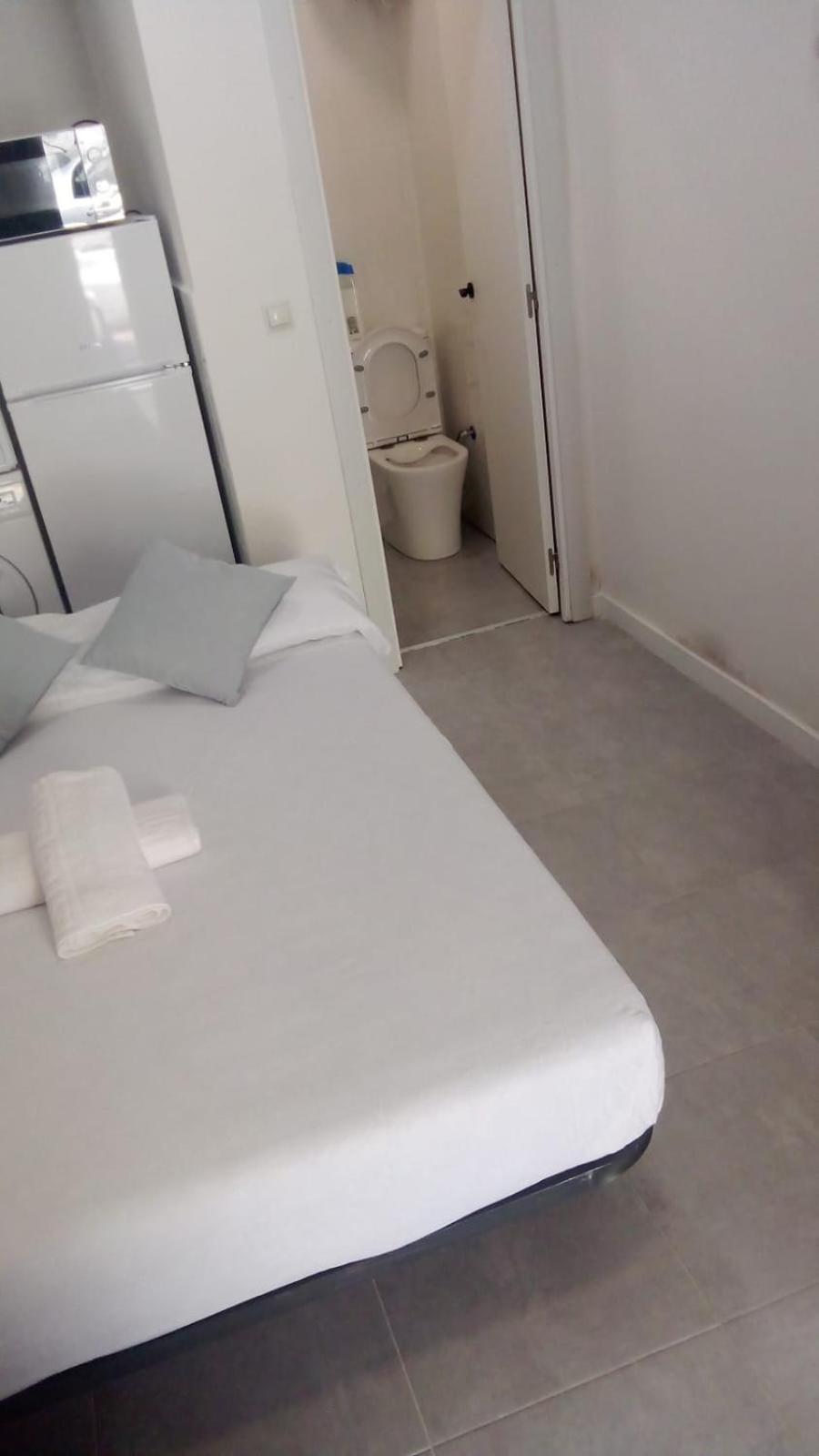 Estudio Encantador Cerca Del Carrefour Rosaleda 1 Málaga Zimmer foto